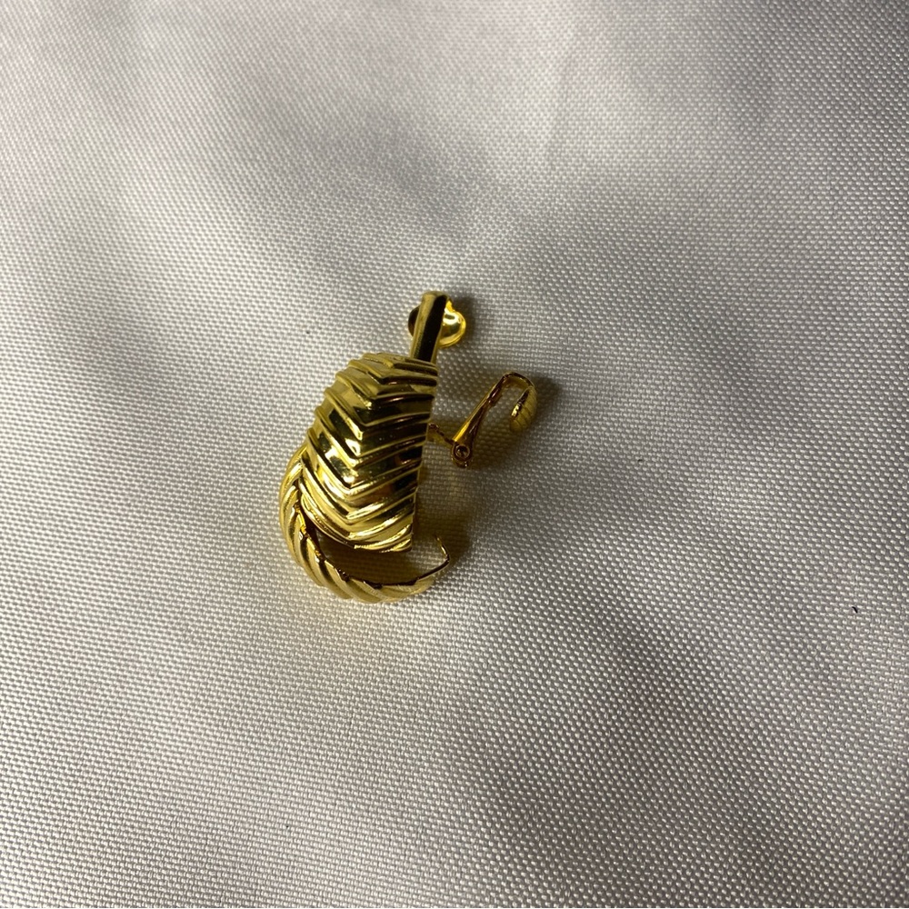 Gold Clips Earrings